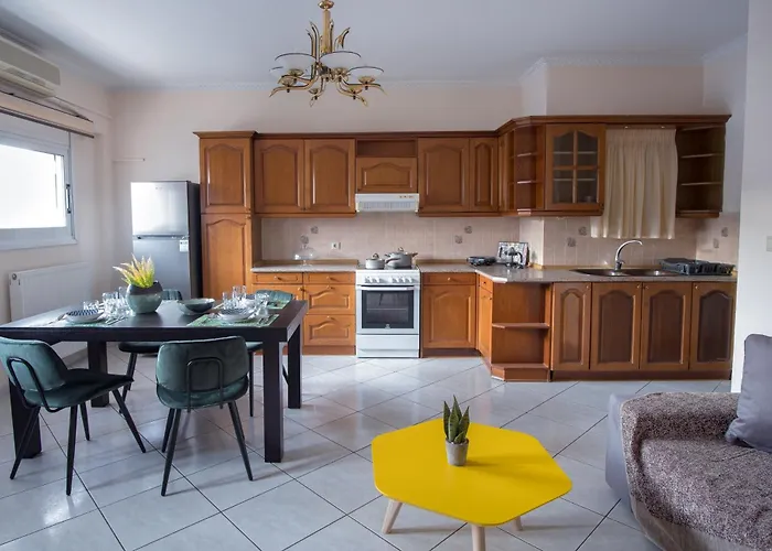 Aretousa Luxury Apartment